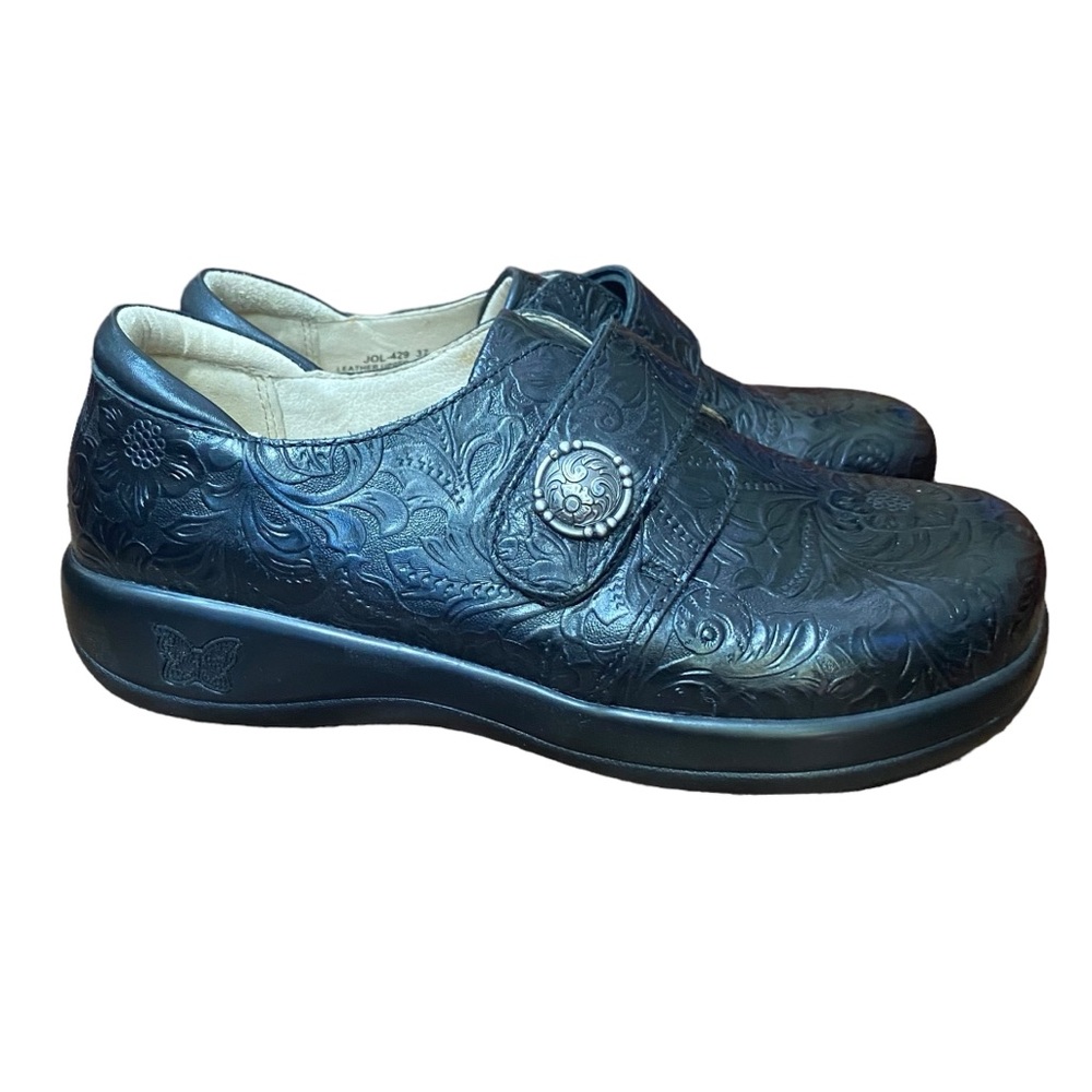 Alegria Black Leather Joleen Tar Tooled Comfort Shoes size 37 US size 7 - 7.5